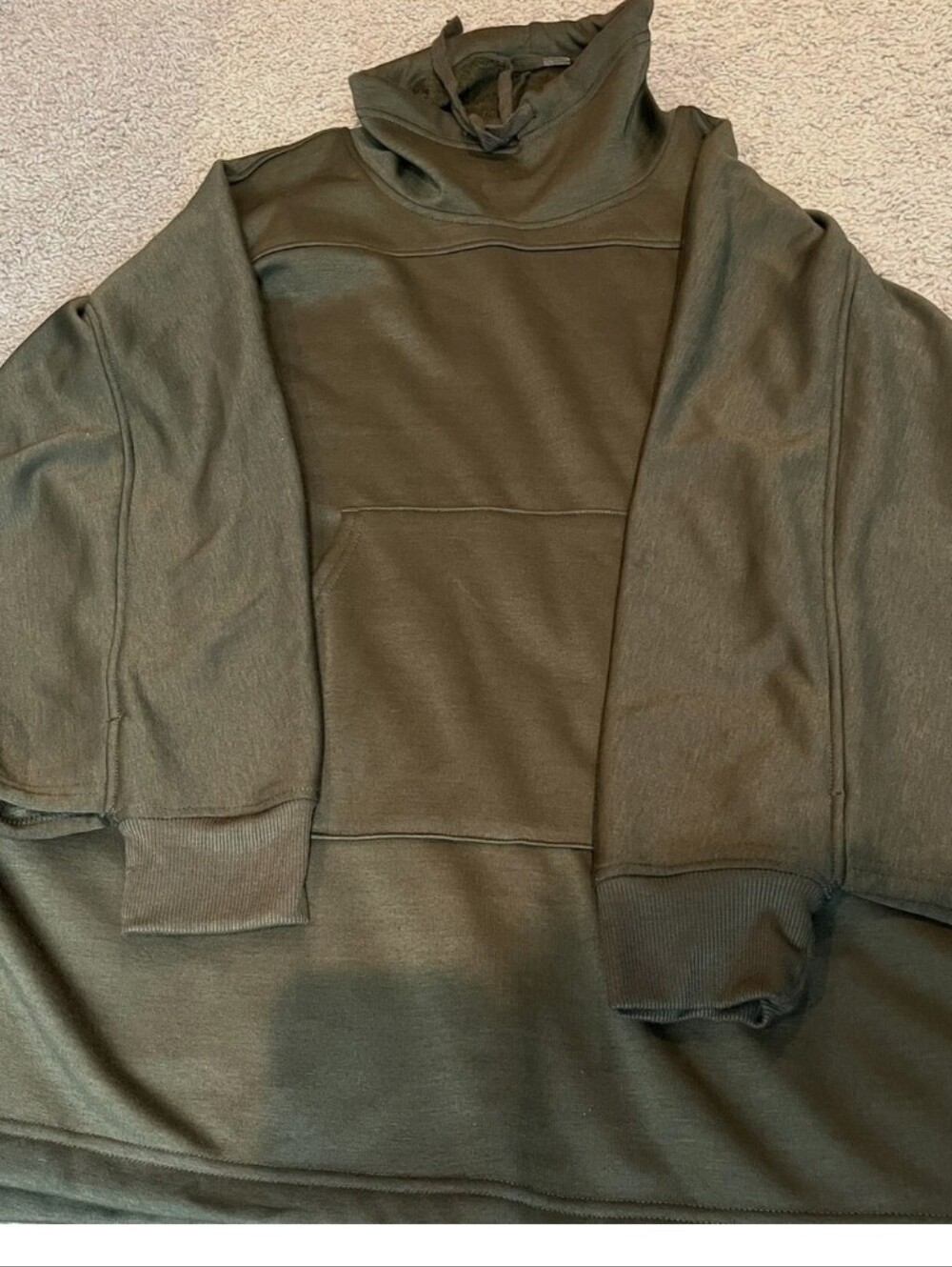 Felina Poncho green oversized lounge wear comfy cozy OS